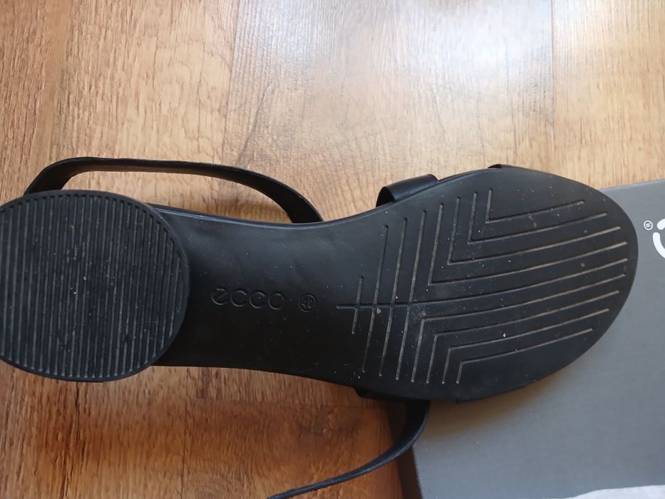 Шкіряні босоніжки ecco