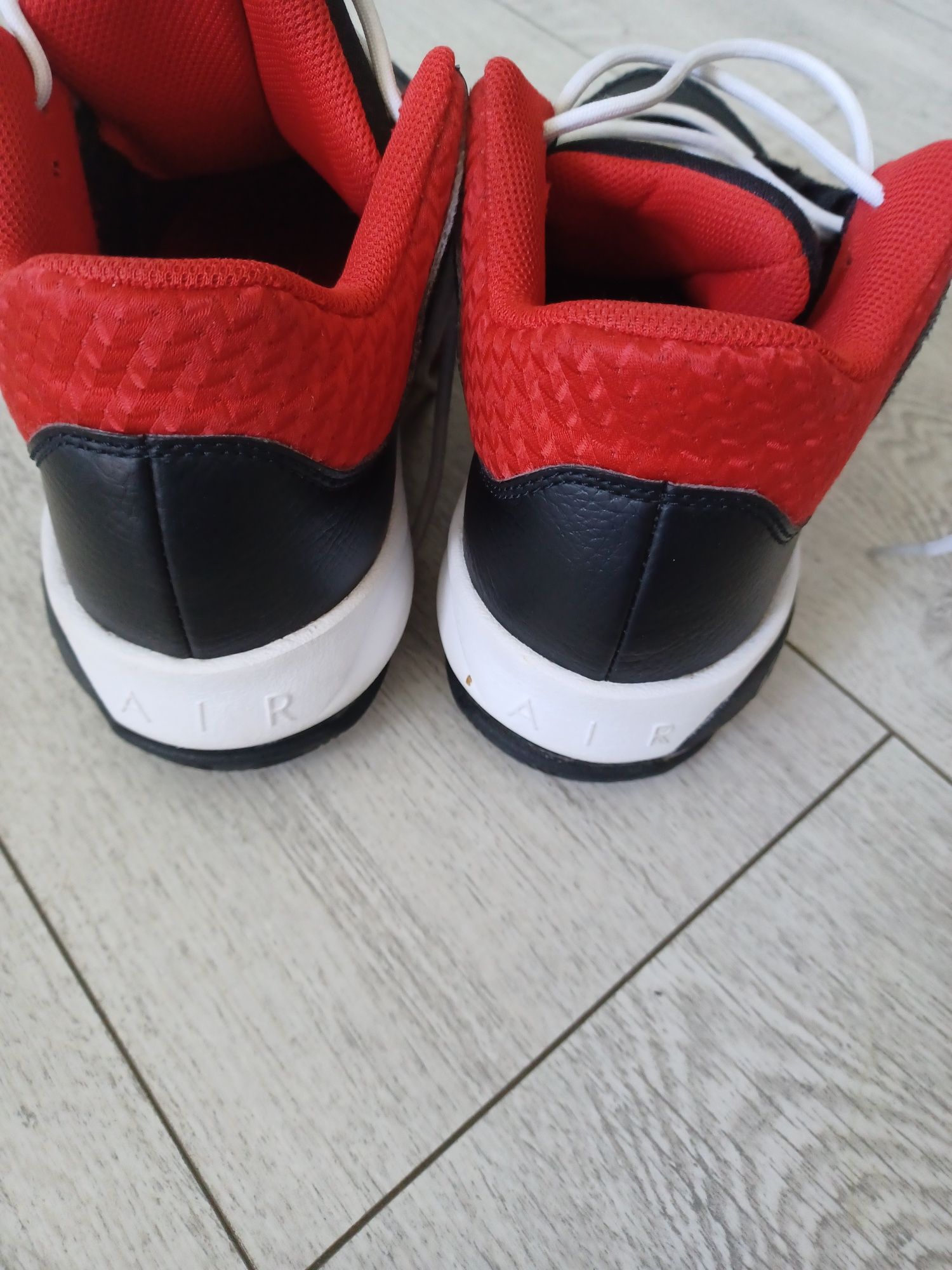 Adidasy nike jordan