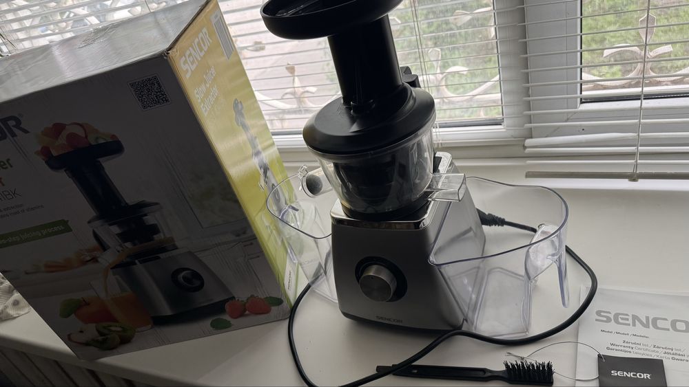 Соковыжималка Sensor Slow Juicer SasJ4041BK новая