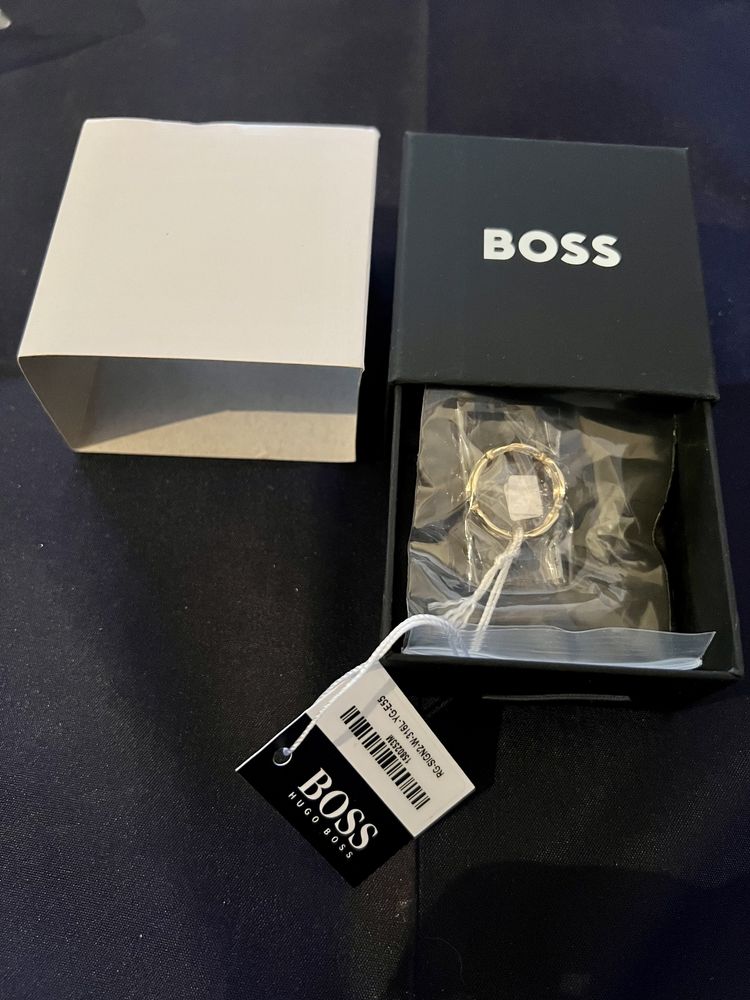 Anel Hugo Boss Novo