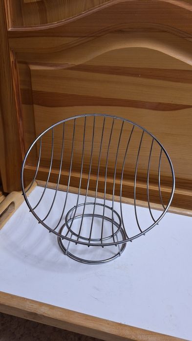 Фруктовніца металічна!