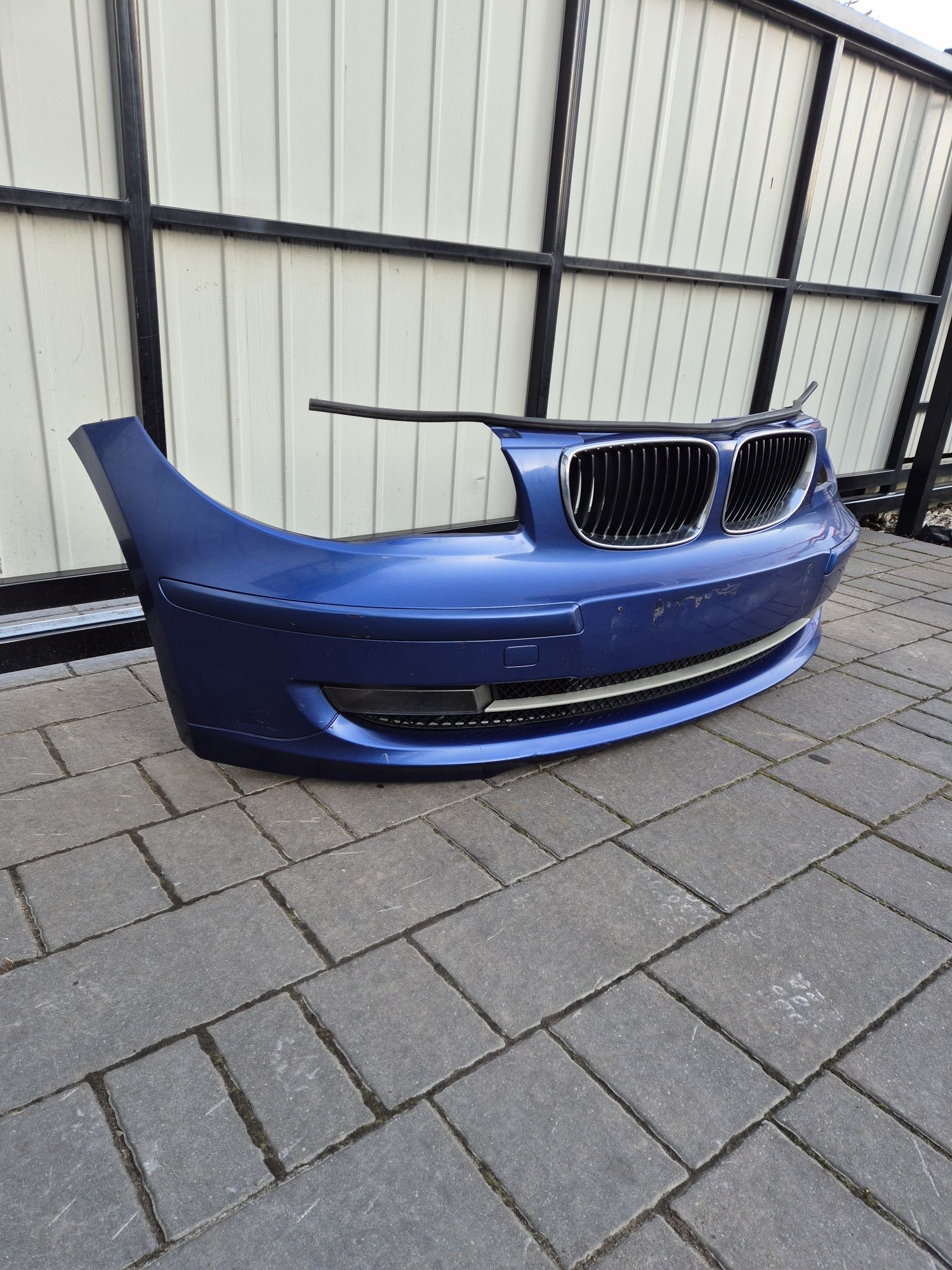 Zderzak przód przedni bmw serii 1 e87 lift rok 08 kod A51/5