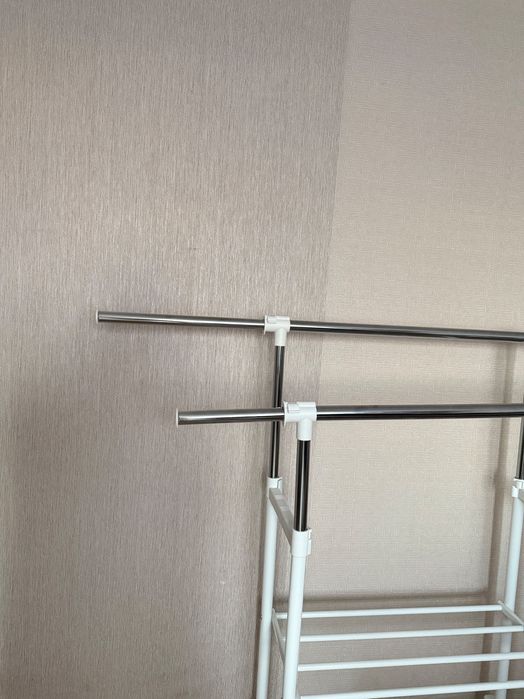 Продам подвійну вішалку для одягу