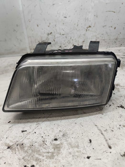 Audi A4 B5 Lampa Przednia Lewa Lewy Przód LP