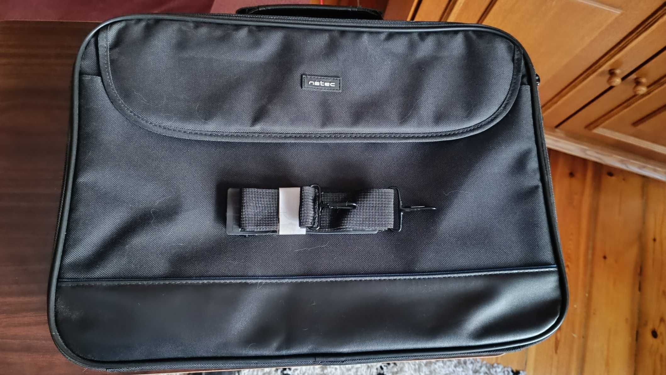 Torba na laptopa 17 cali i mniejsze duża