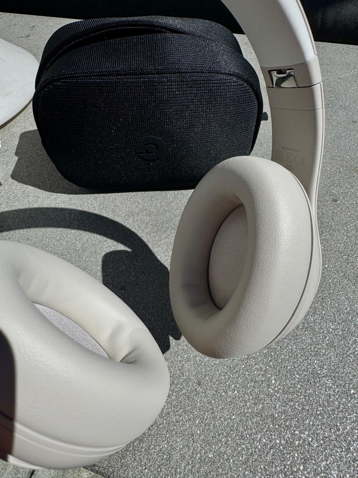 Słuchawki Beats Studio Pro Nauszne Bluetooth 5.3 Jasnopiaskowy