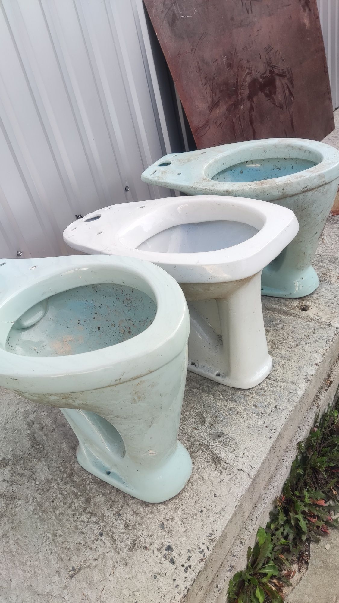 Продам унітази без бачка