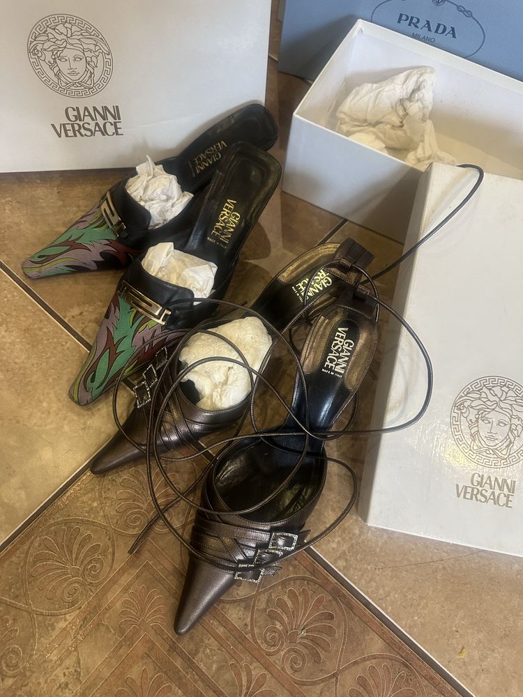 Брендові коробки взуття Dior Prada Miu Miu
