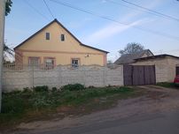 Продам свой дом в Дергачах ул Центральная.