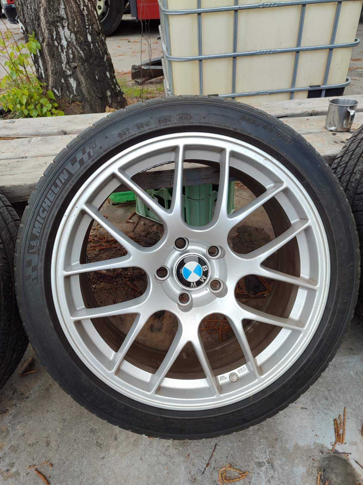 Колёса в сборе BMW 19" 8.5J ET35 245/40 ZR19