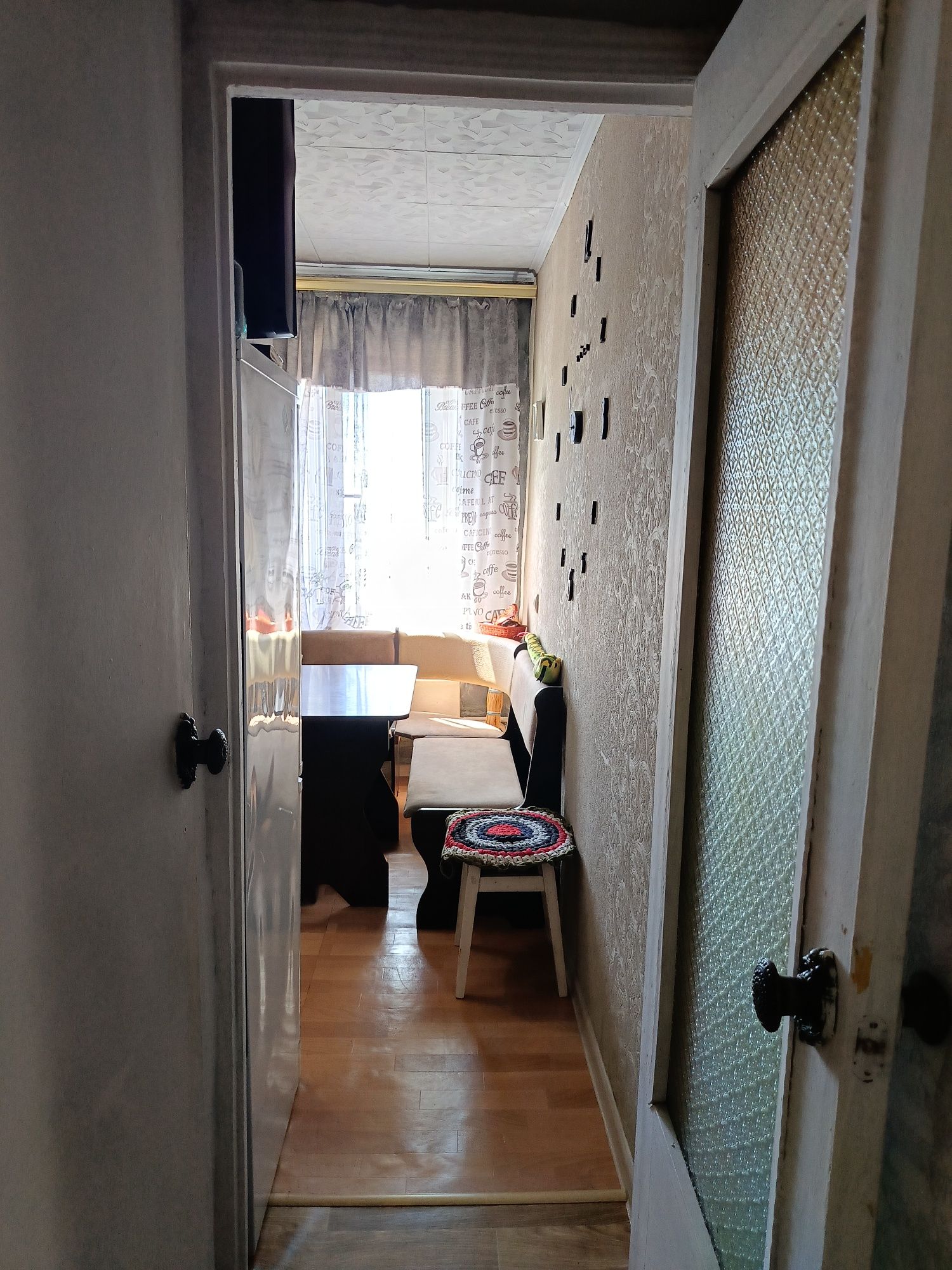 Продам 2 квартиру, частково  меблі, власна кладовка, вул.Г.Сталінграда