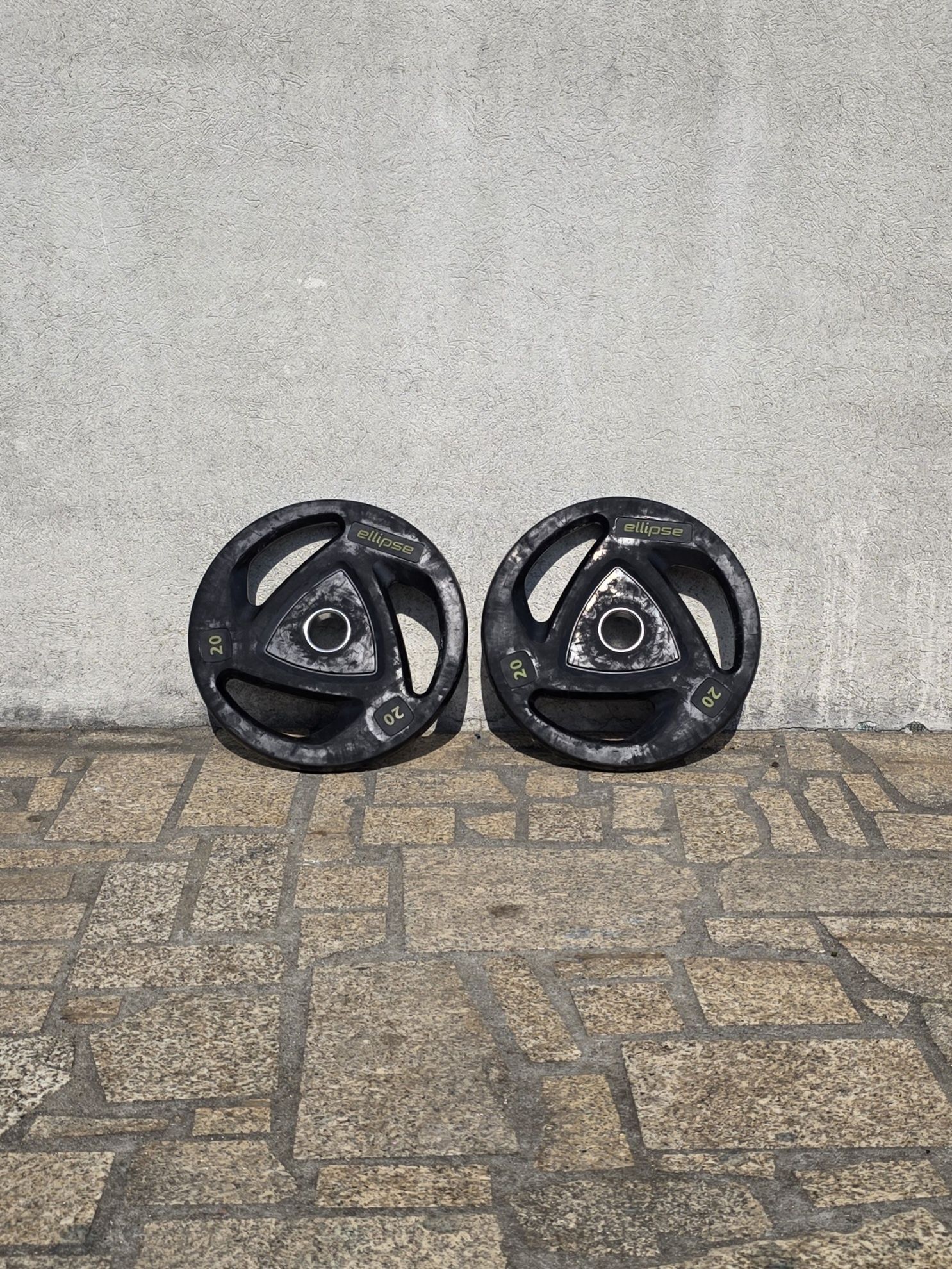 Discos 20kg borracha AZAFIT e ELLIPSE