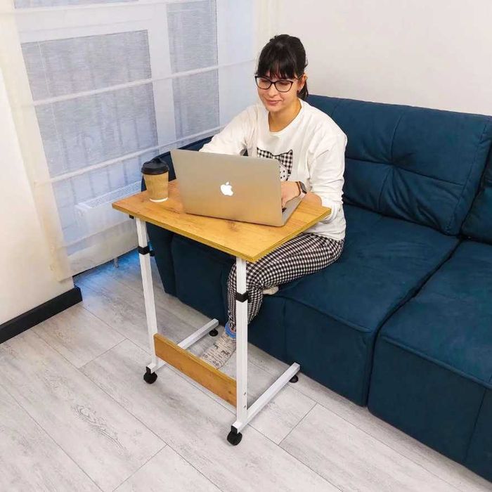 Прикроватный стол для роботи з ноутбука подставка для перегляду фільма