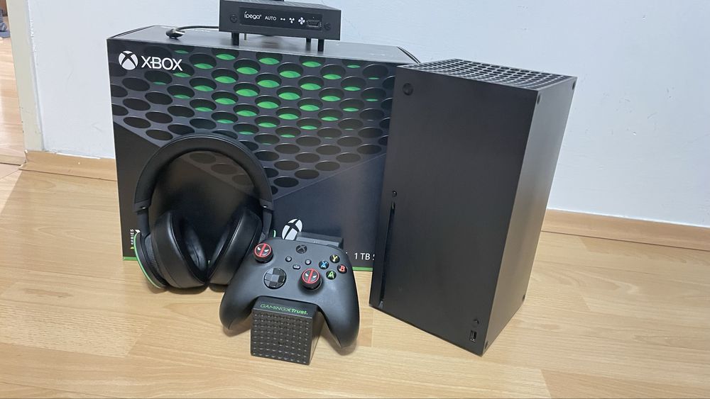 Sprzedam konsole Xbox Series X