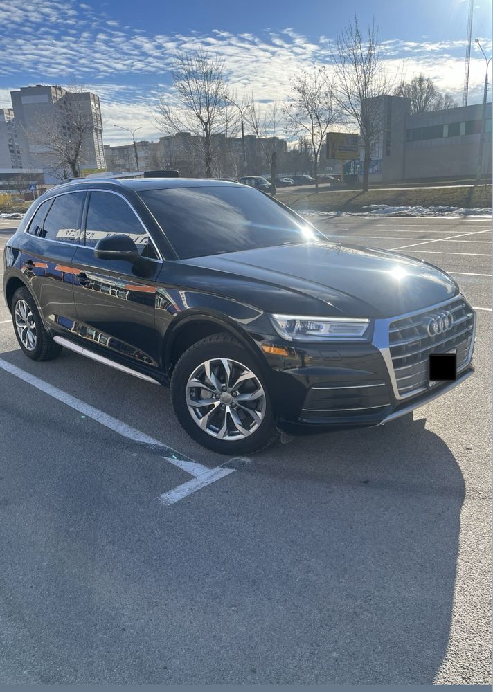 Продам Audi Q5 2019