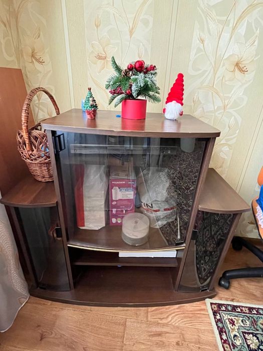 Тумба під ТВ та апаратуру