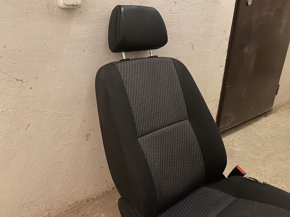 Сидіння Sprinter 906