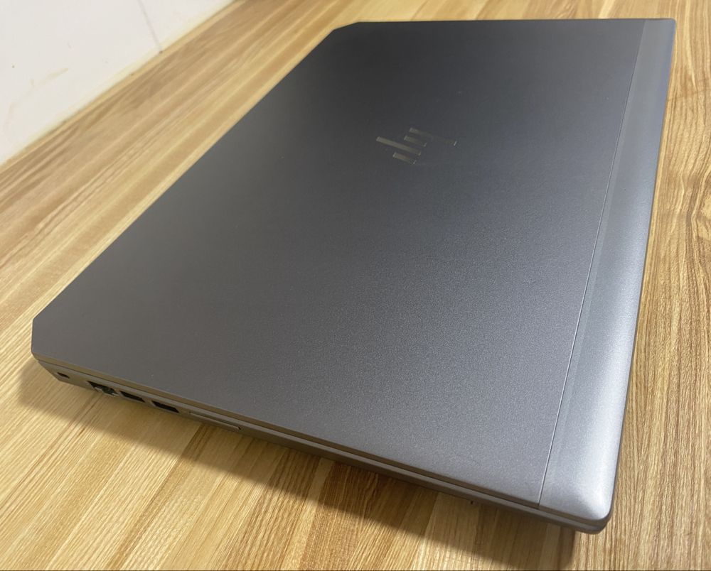 HP ZBook 15 g6 | Xeon E-2286M | RTX 3000 | 32 gb | NVMe 512 gb| FHD