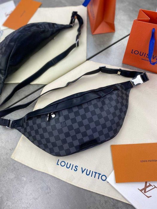 Бананка Louis Vuitton плечевая сумка LV слинг Луи Виттон c596