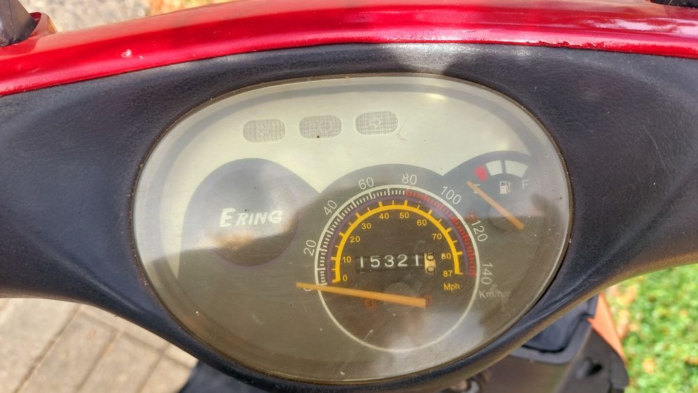 Skuter 125 +kask +nowy aku OC 04/2026