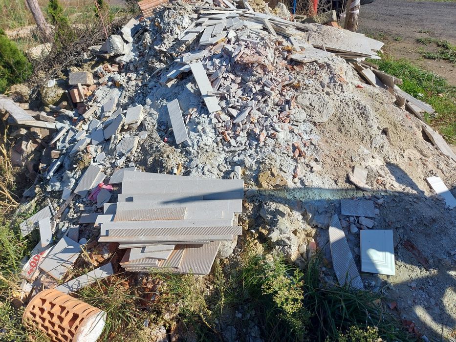 Oddam gruz budowlany