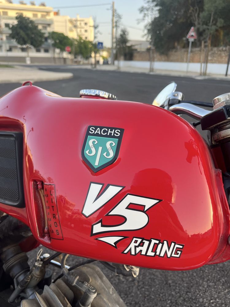 V5 sachs  moto