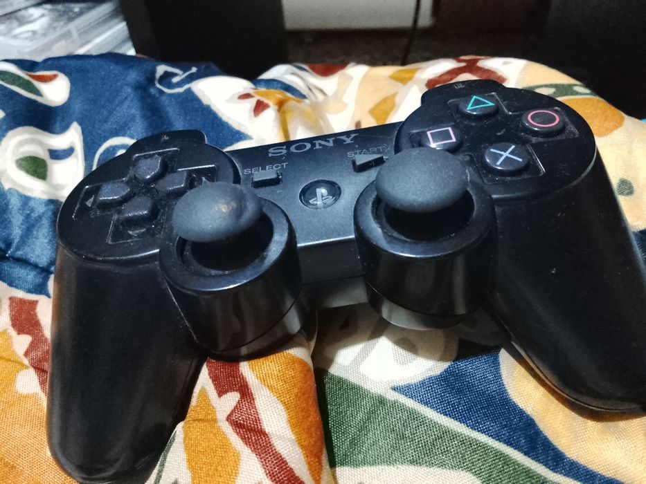 Vendo comando PS3 bom estado mensagem privada