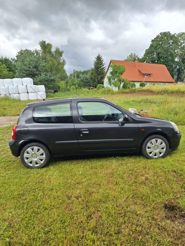 Renault Clio  1.4 16v