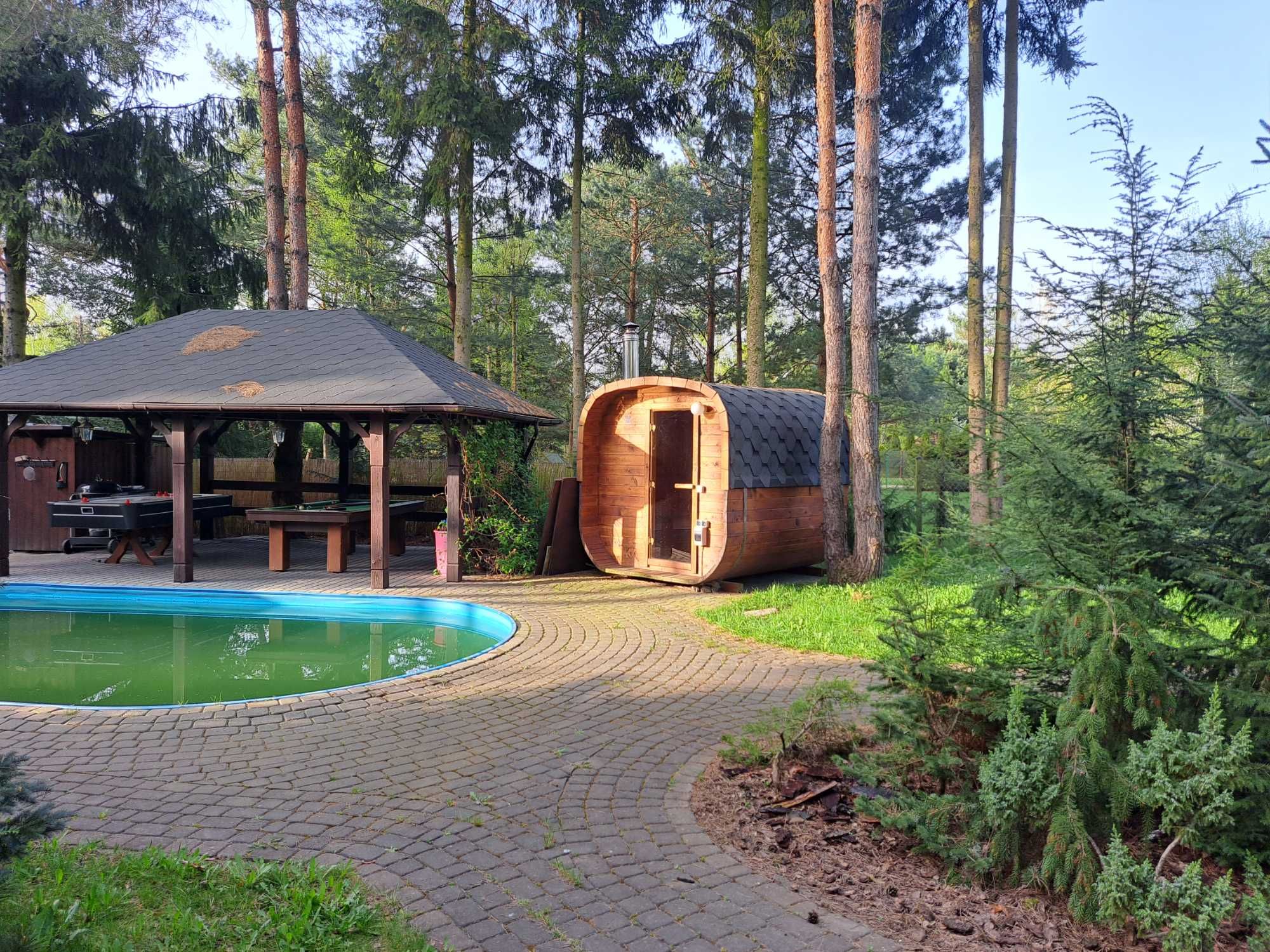 Dom domek letniskowy nad jeziorem. Sauna, bania, kominek, bilard.