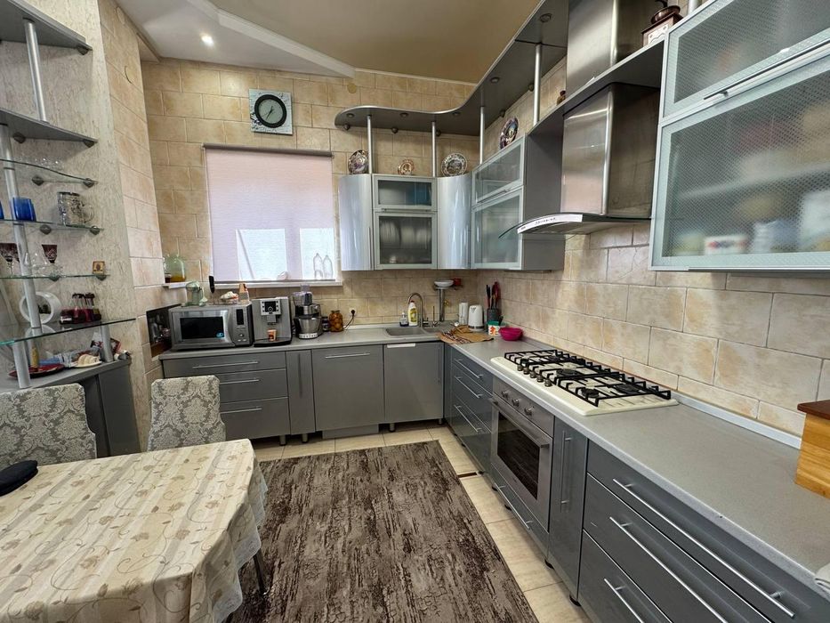 Розкішний будинок в Золотому Трикутнику (189-473)