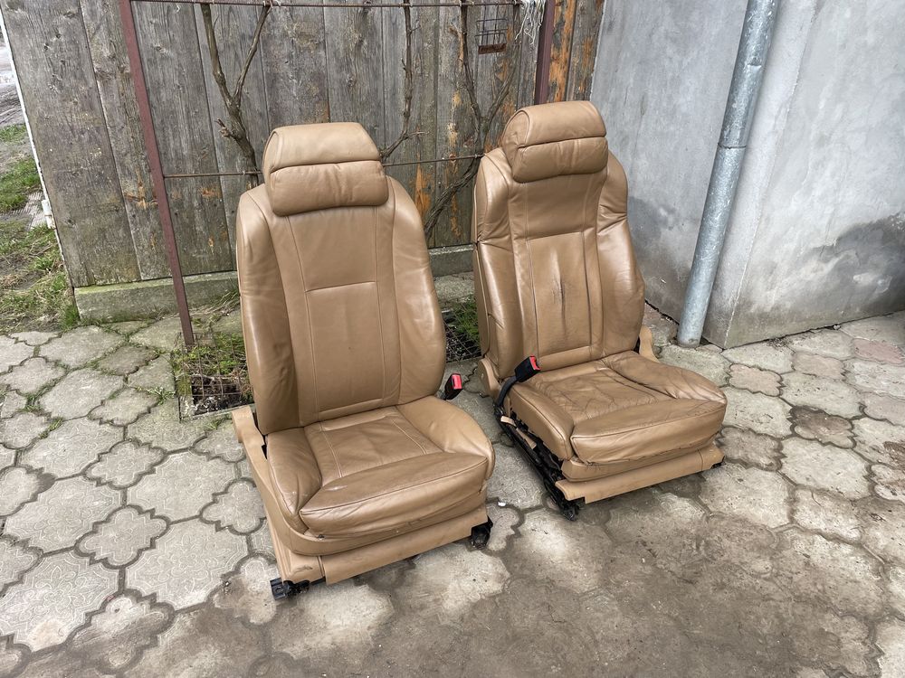 Сидіння ВАЗ водійське крісло Сідушка водителя жигуль відкидні шкіра 2