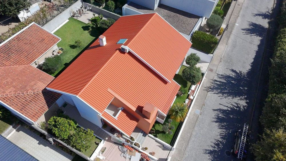 Telhados Performance  


- Retirada de Amianto
-