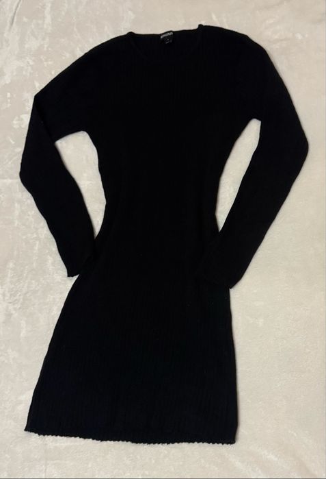 Сукня чорна жіноча