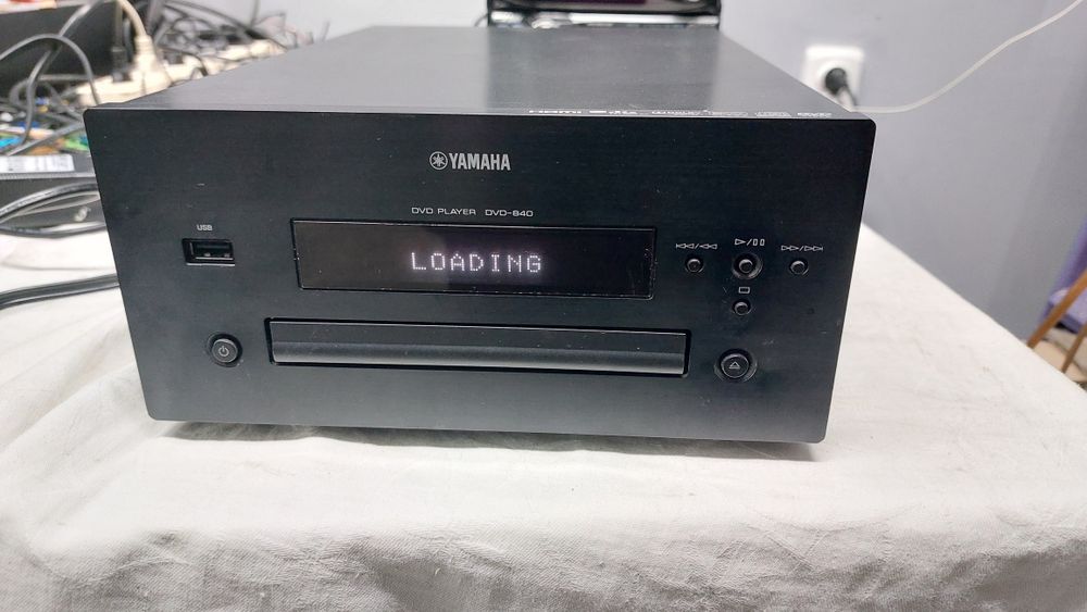 Yamaha DVD840 без пульта