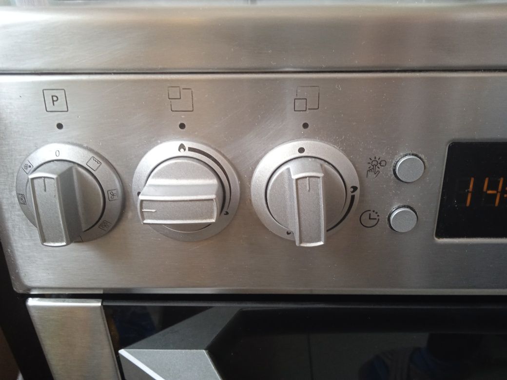 Kuchenka gazowo elektryczna INOX Beko