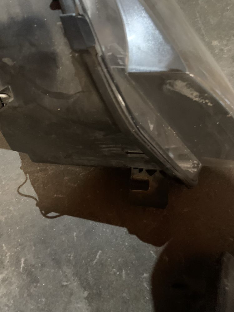 Farois oticas da frente Audi A3 8P