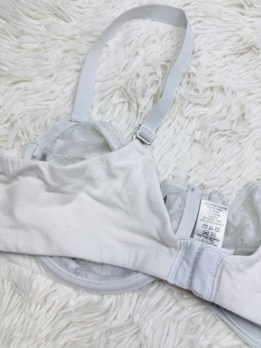 Biustonosz miękki fiszbiny 85C biały Dunnes