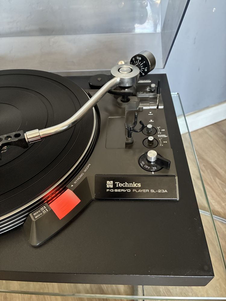 Technics SL-23A gramofon