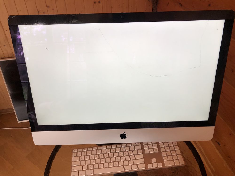 Тонкий Imac 27 2013 i5 4gb памяти 1gb видео. Трещины по стеклу