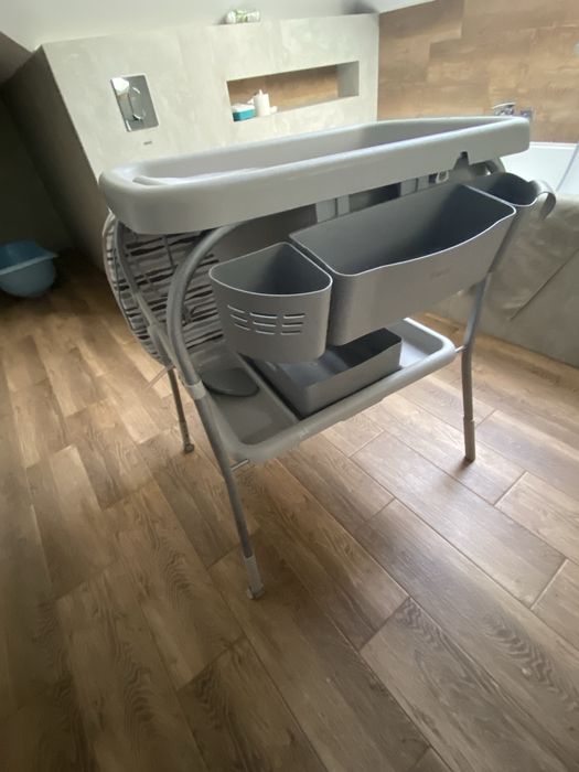 Wanienka na stelażu Chicco plus druga wanienka gratis