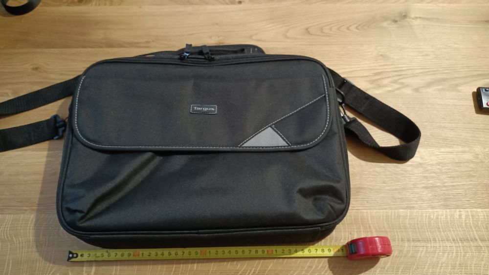Сумка для ноутбука 40x30 targus