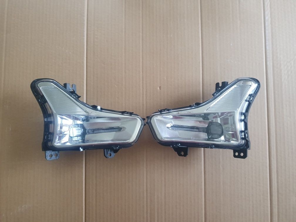 ПТФ LED противотуманные фары противотуманки заглушка накла Ford Fusion