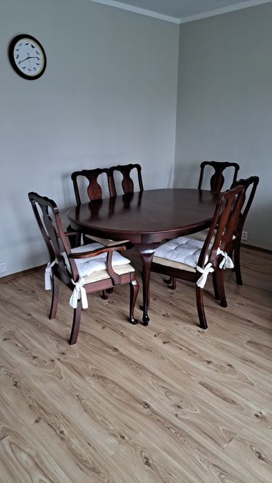 Stół drewniany rozkładany