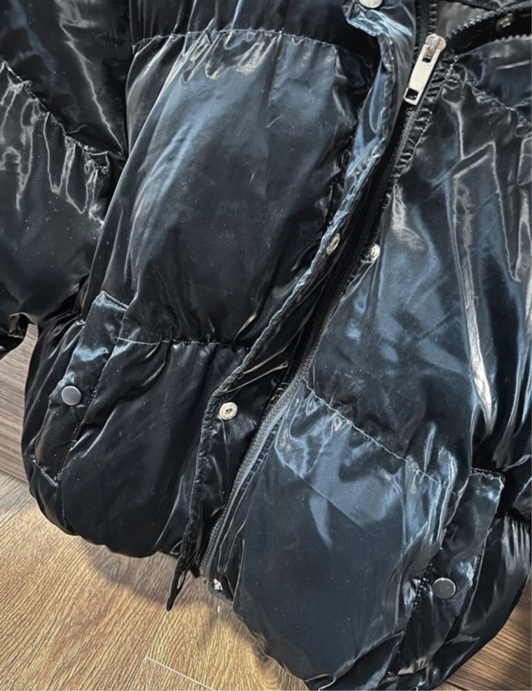 Czarna kurtka zimowa puffer oversize
