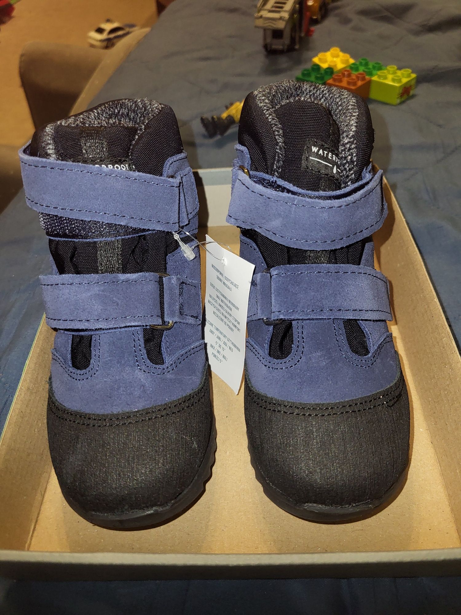 Buty mrugala roz 28