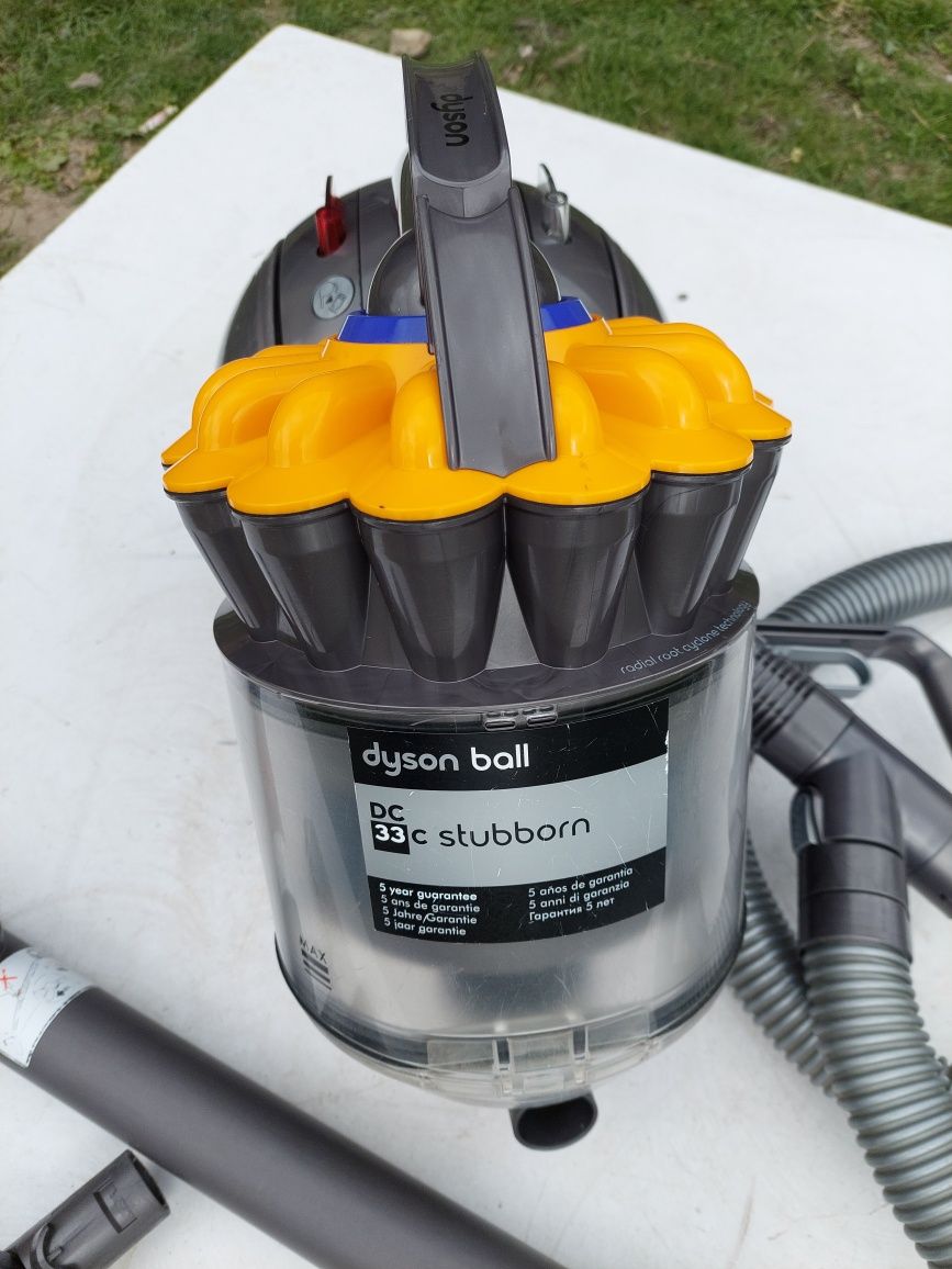 Odkurzacz dyson dc 33c Stubborn