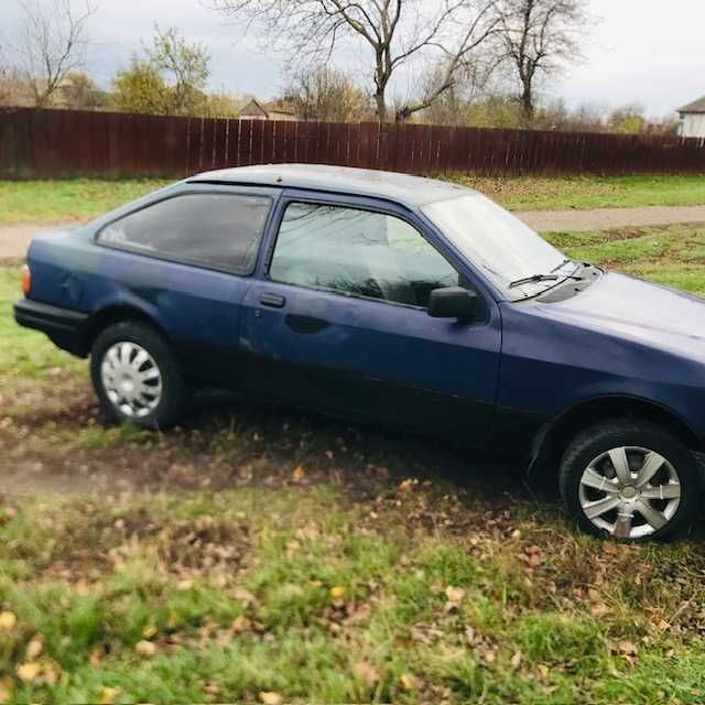 Форд - купе . бенз