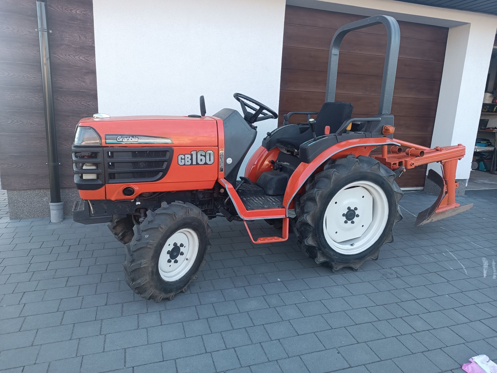 Traktorek ogrodowy Kubota iseki honda