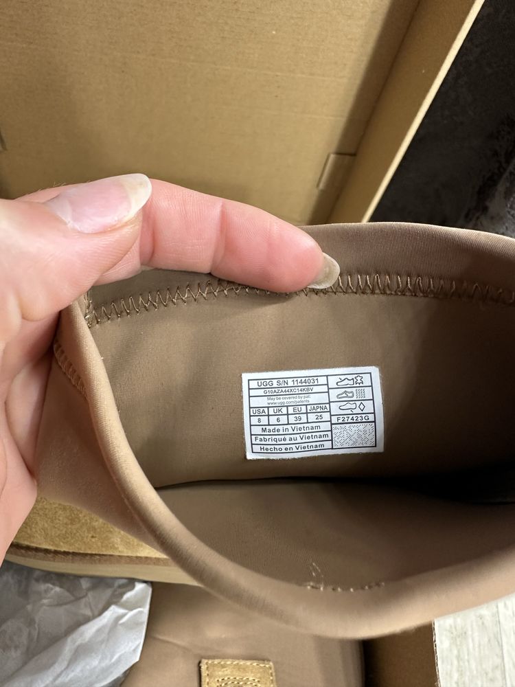 Продам нові угги Ugg  dipper classic 5 см  на платформі нові