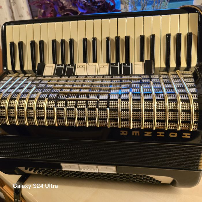 Akordeon  hohner Atlantic 3 futerał